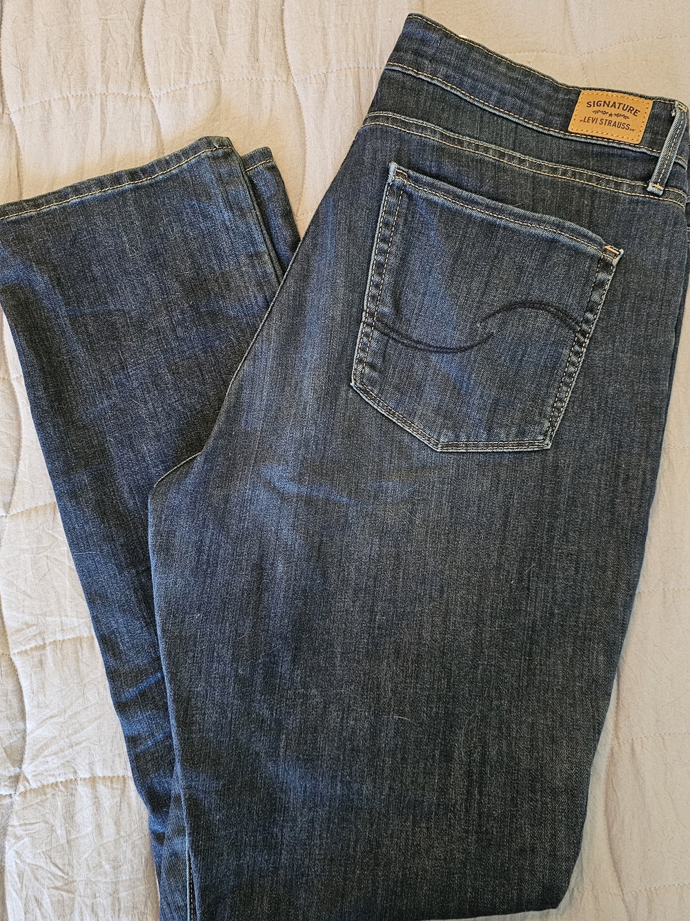 Levi's Women's Dark Blue Straight Jeans